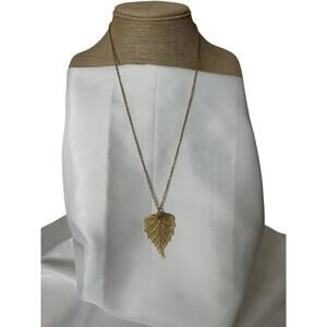 Lovely Gold Tone Filigree Necklace & Stud Earrings Set. Necklace 26.5”